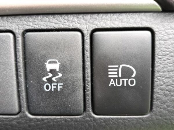 Ref:AUX-18201931 TOYOTA HARRIER 2015 - Image 9