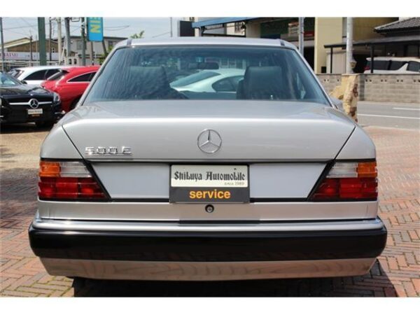 Ref:AUX-18203997 MERCEDES BENZ E-CLASS 1991 - Image 5
