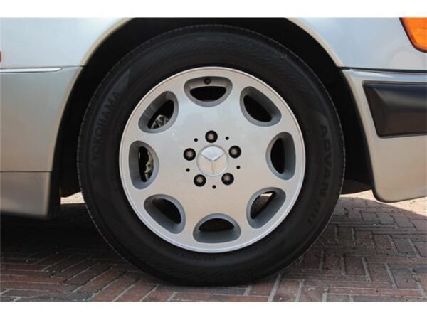 Ref:AUX-18203997 MERCEDES BENZ E-CLASS 1991 - Image 9