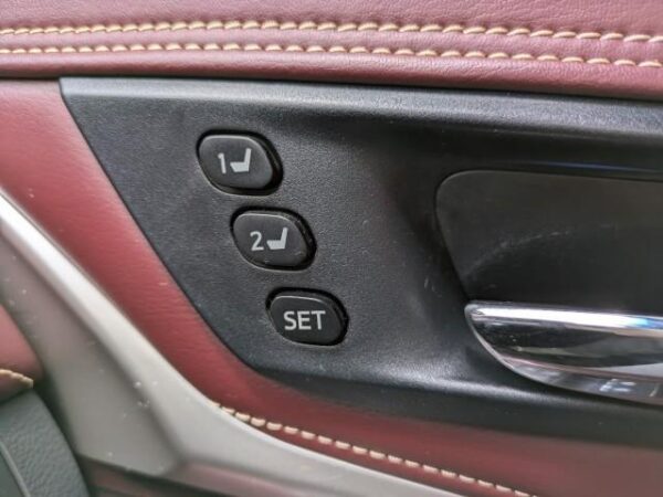 Ref:AUX-18210304 TOYOTA HARRIER HYBRID 2014 - Image 14