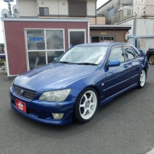 2002 Toyota Altezza blue gasoline used car Japan export