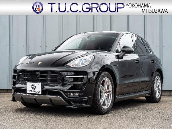 Ref:AUX-18214259 PORSCHE MACAN 2016
