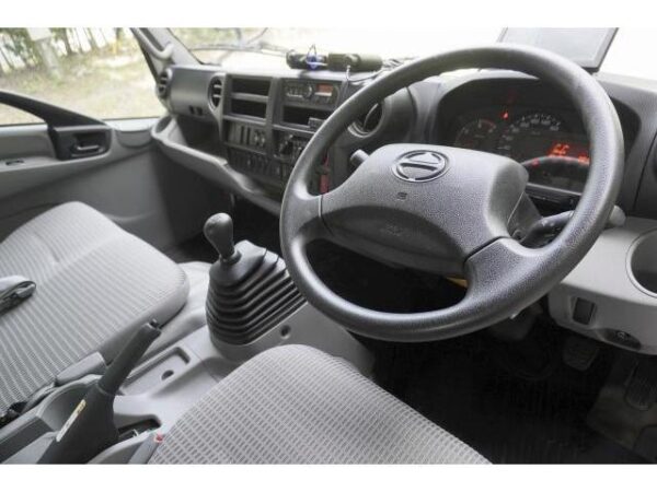 Ref:AUX-18215070 HINO DUTRO 2019 - Image 3