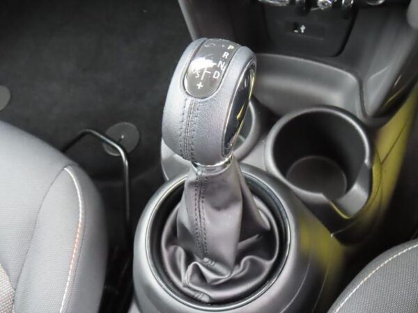 Ref:AUX-18215110 MINI MINI 2020 - Image 12