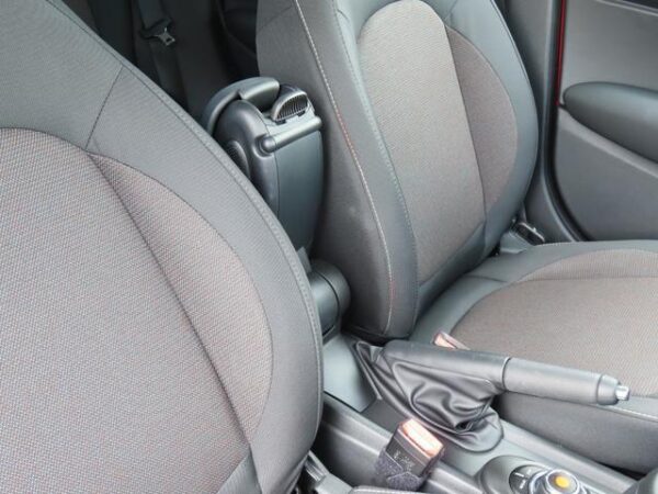 Ref:AUX-18215110 MINI MINI 2020 - Image 16