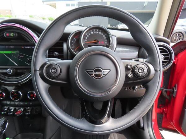 Ref:AUX-18215110 MINI MINI 2020 - Image 17