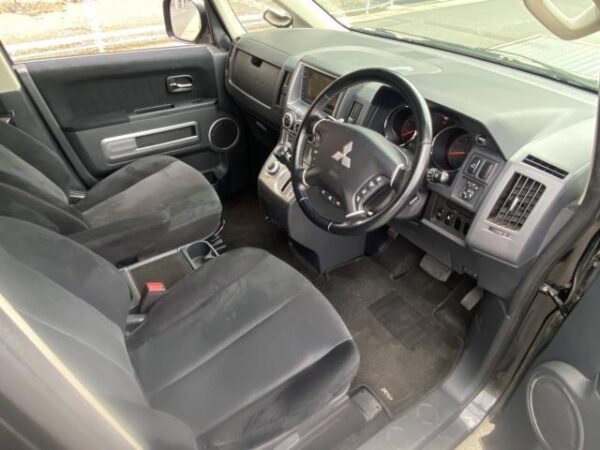Ref:AUX-18215203 MITSUBISHI DELICA D:5 2007 - Image 16