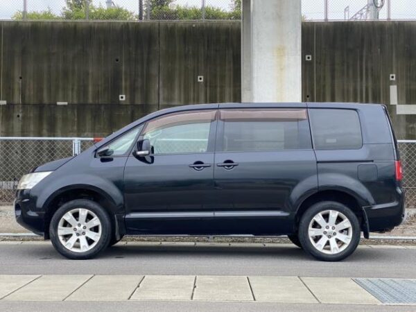 Ref:AUX-18215203 MITSUBISHI DELICA D:5 2007 - Image 4