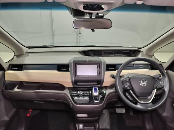 Ref:AUX-18215337 HONDA FREED HYBRID 2018 - Image 18