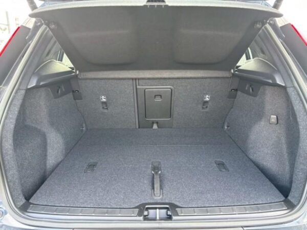 Ref:AUX-18218290 VOLVO XC40 2022 - Image 11