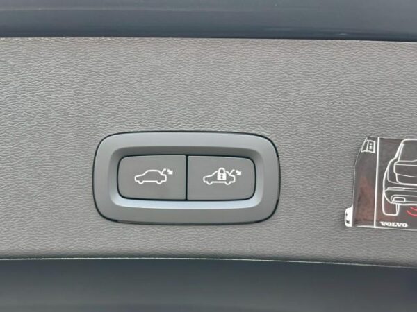 Ref:AUX-18218290 VOLVO XC40 2022 - Image 12