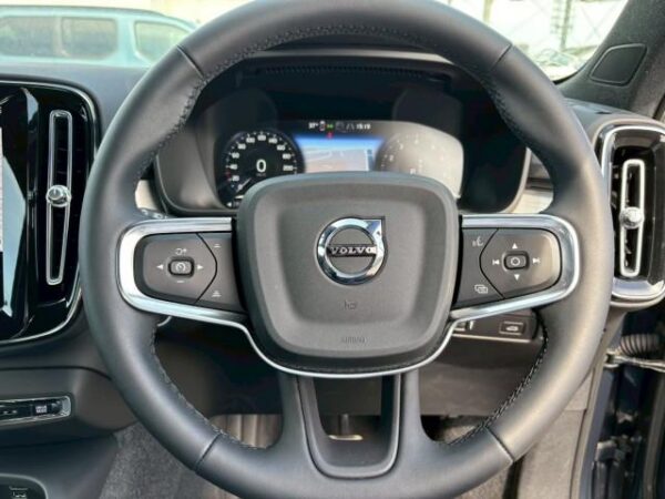 Ref:AUX-18218290 VOLVO XC40 2022 - Image 14