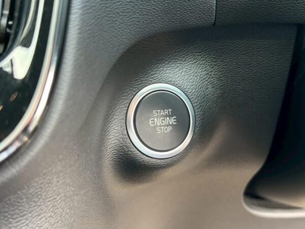 Ref:AUX-18218290 VOLVO XC40 2022 - Image 15