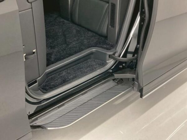 Ref:AUX-18218357 LEXUS LM 2024 - Image 11