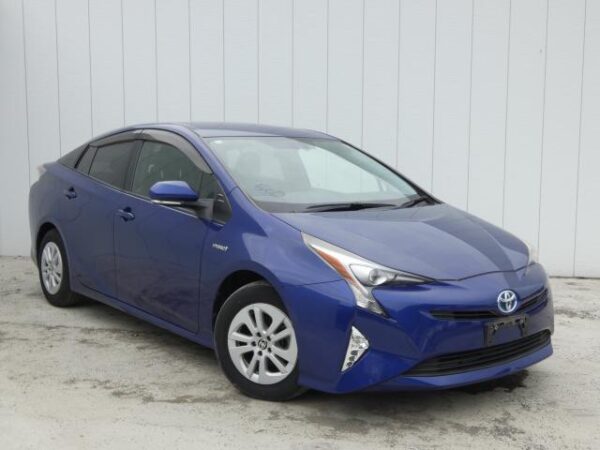 Ref:AUX-18218476 TOYOTA PRIUS 2016
