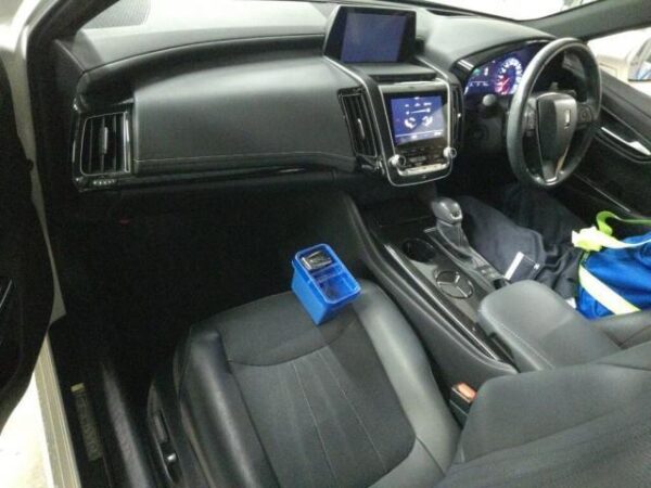 Ref:AUX-18229290 TOYOTA CROWN HYBRID 2019 - Image 3