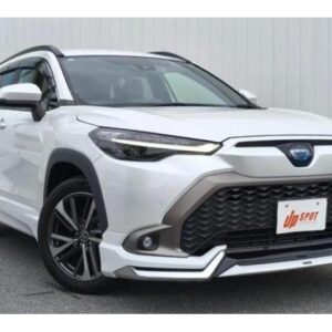 2021 Toyota Corolla Cross pearl hybrid used car Japan export