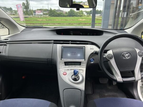 Ref:AUX-18233213 TOYOTA PRIUS 2013 - Image 3