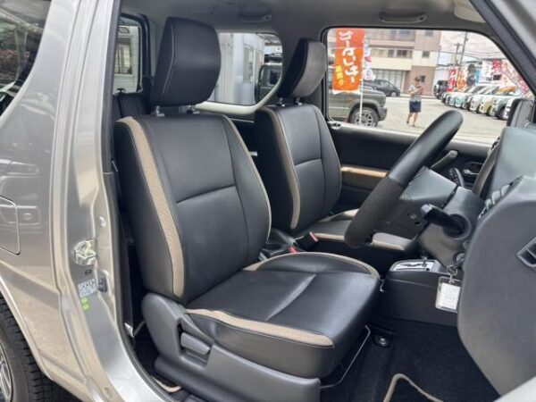Ref:AUX-18241215 SUZUKI JIMNY 2016 - Image 12