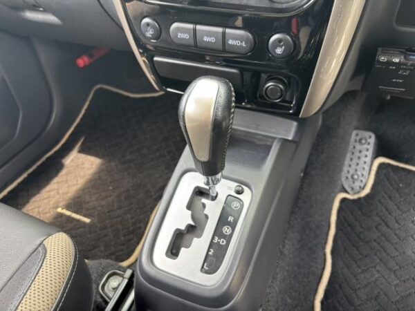 Ref:AUX-18241215 SUZUKI JIMNY 2016 - Image 9