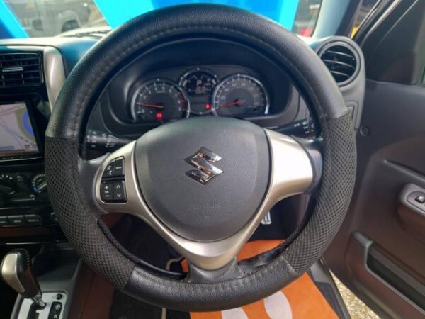 Ref:AUX-18241215 SUZUKI JIMNY 2016 - Image 10