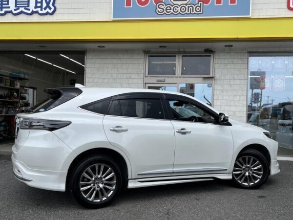 Ref:AUX-18247559 TOYOTA HARRIER 2015 - Image 2
