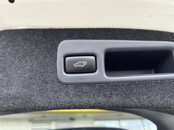 Ref:AUX-18247559 TOYOTA HARRIER 2015 - Image 16