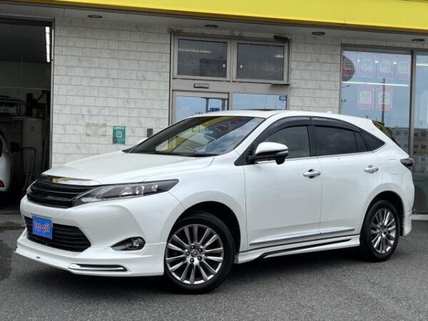 Ref:AUX-18247559 TOYOTA HARRIER 2015