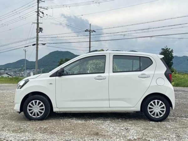 Ref:AUX-18250650 DAIHATSU MIRA E:S 2020 - Image 13