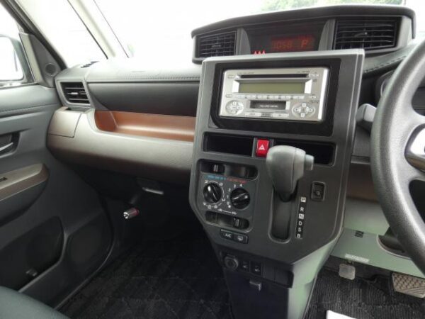 Ref:AUX-18269253 TOYOTA TANK 2018 - Image 19