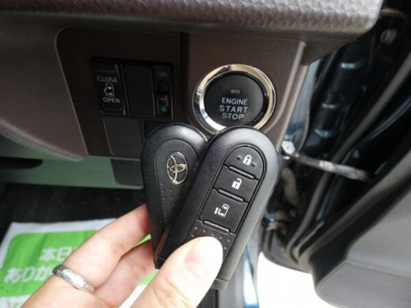 Ref:AUX-18269253 TOYOTA TANK 2018 - Image 8