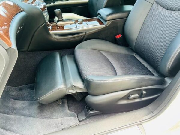 Ref:AUX-18283292 NISSAN FUGA 2018 - Image 8