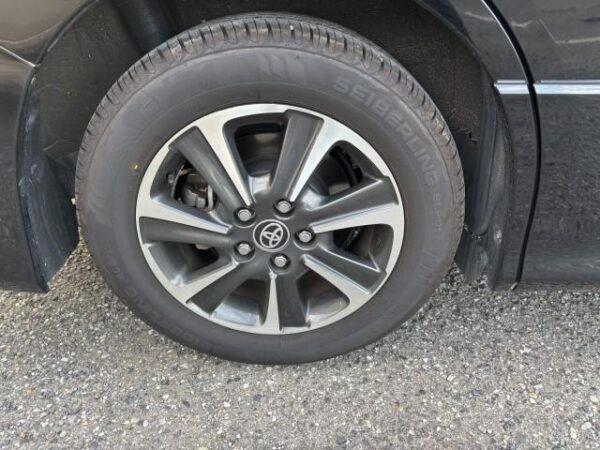 Ref:AUX-18290030 TOYOTA VOXY 2020 - Image 13