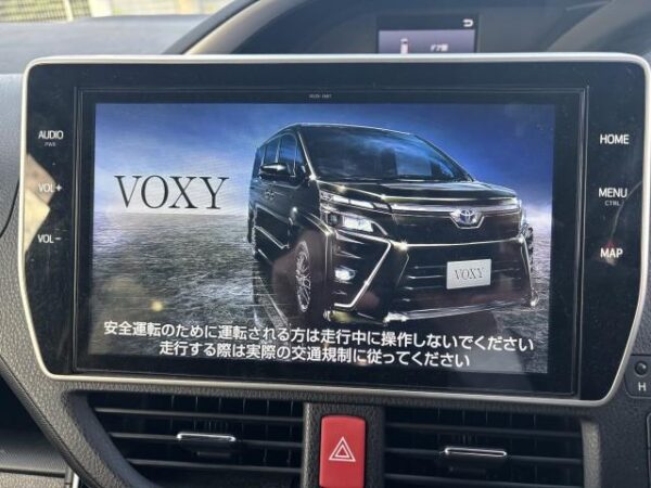 Ref:AUX-18290030 TOYOTA VOXY 2020 - Image 4