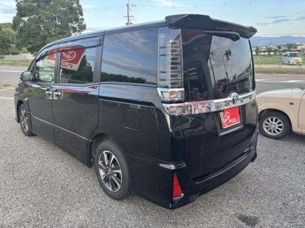 Ref:AUX-18290030 TOYOTA VOXY 2020 - Image 7