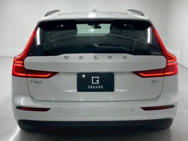 Ref:AUX-18290337 VOLVO V60 2023 - Image 19