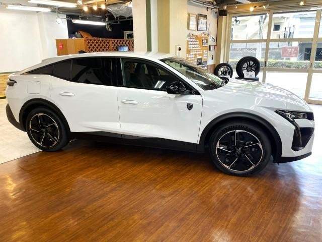 Ref:AUX-18290575 PEUGEOT 408 2023 - Image 11