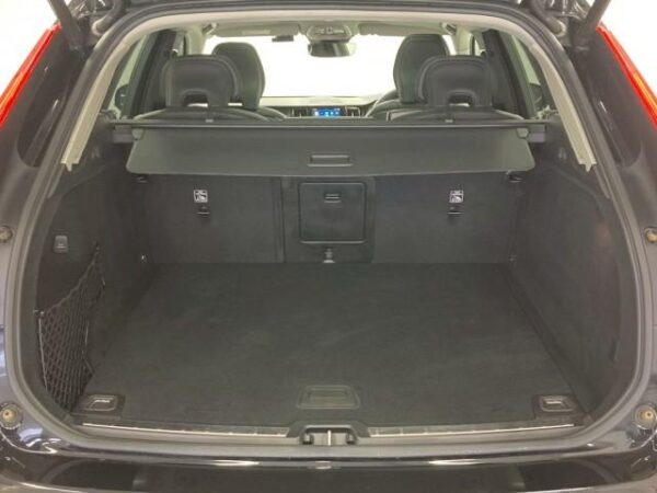 Ref:AUX-18301685 VOLVO XC60 2022 - Image 14