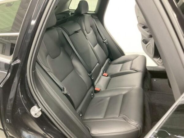 Ref:AUX-18301685 VOLVO XC60 2022 - Image 6