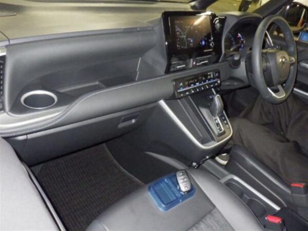 Ref:AUX-18301871 TOYOTA NOAH 2024 - Image 3