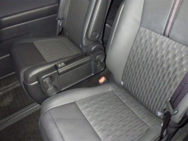 Ref:AUX-18301871 TOYOTA NOAH 2024 - Image 6