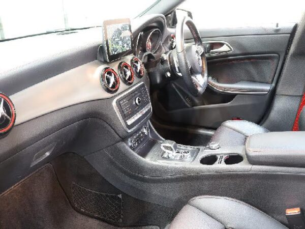 Ref:AUX-18305060 MERCEDES BENZ CLA-CLASS 2017 - Image 2
