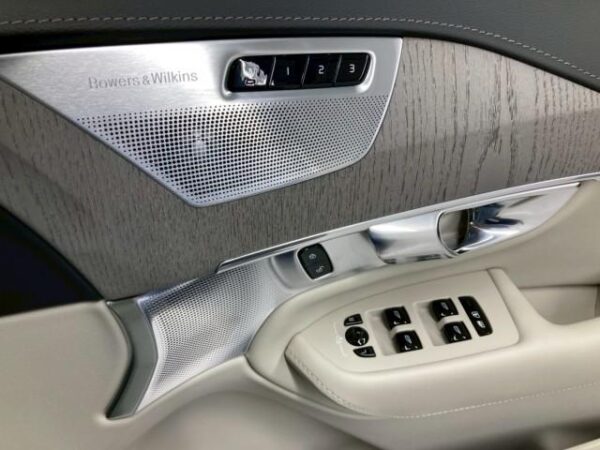 Ref:AUX-18305167 VOLVO XC90 2024 - Image 13