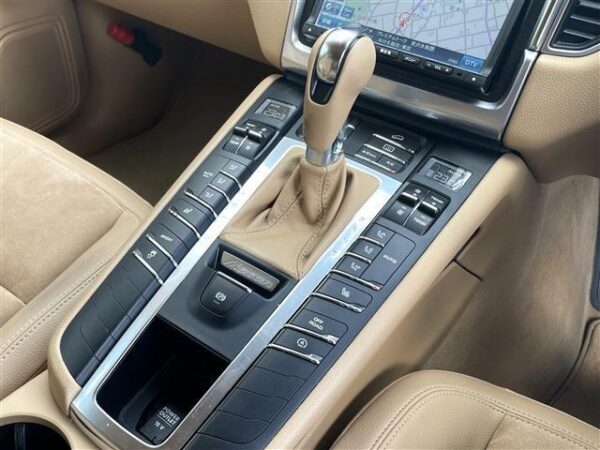 Ref:AUX-18305318 PORSCHE MACAN 2015 - Image 16