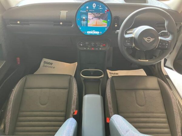 Ref:AUX-18315540 MINI MINI 2024 - Image 2