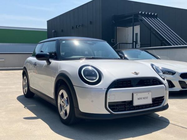 Ref:AUX-18315540 MINI MINI 2024 - Image 6