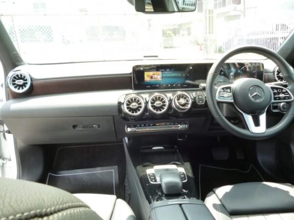 Ref:AUX-18316531 MERCEDES BENZ A-CLASS SEDAN 2020 - Image 3