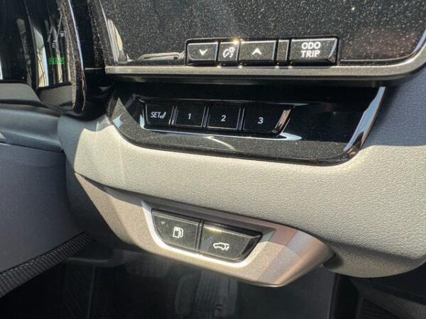 Ref:AUX-18326893 LEXUS RX 2023 - Image 18