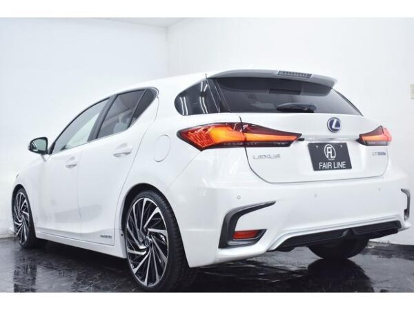 Ref:AUX-18327300 LEXUS CT 2018 - Image 2