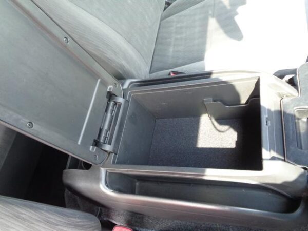 Ref:AUX-18331230 TOYOTA HIACE VAN 2012 - Image 13